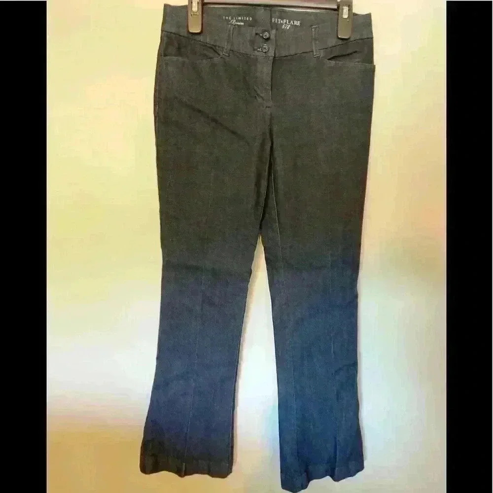 ❤️ 3 for $30 Limited fit and flare jeans